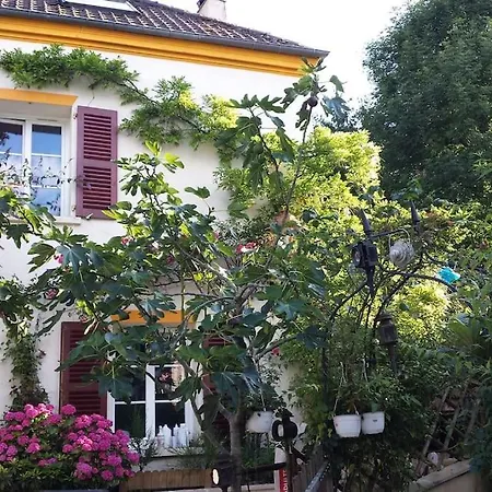 6 Lits, Non Adapte Aux Pmr Apartment *